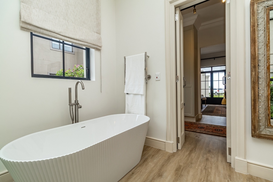 3 Bedroom Property for Sale in The Hill Western Cape